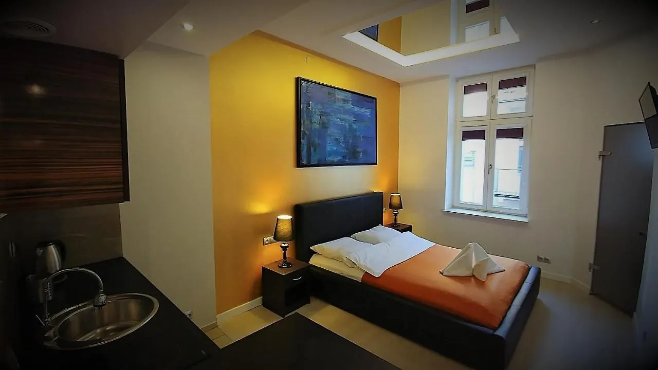 Mirror Gold & Grey Studios Krakow Apartment